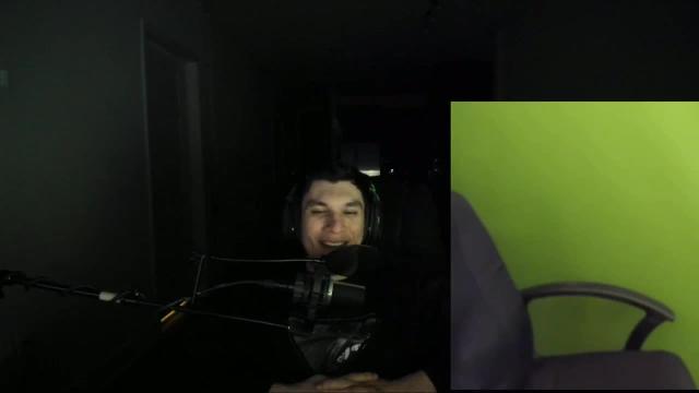 Trainwrecks and joycgee live webcam display