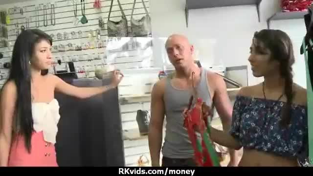 Paying for services with wonderful head 6