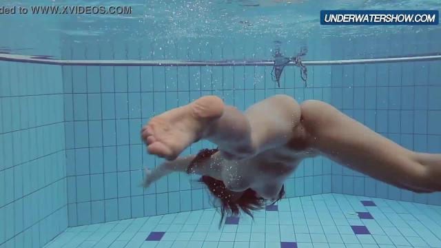 Amateur lastova continues her swim