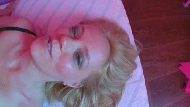 Squirt - elle peut plus se controler !