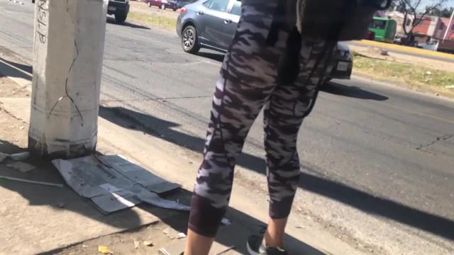 Cámara lenta culo en calle